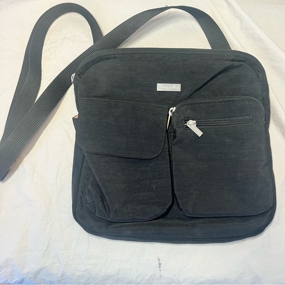 Baggalini Canyon Crossbody Bag Black outside Tan inside